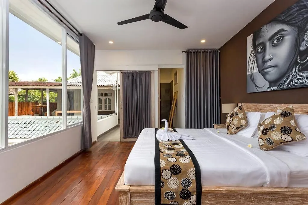 Villa Julietta, 4 Bedroom In The Heart Of Seminyak  Seminyak (Bali)